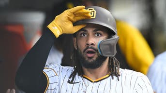 bad318a5-Cincinnati Reds v San Diego Padres