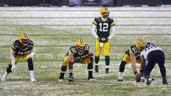 Tennessee Titans v Green Bay Packers