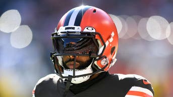Pittsburgh Steelers v Cleveland Browns