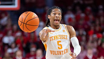 d8f18e98-Tennessee v Arkansas