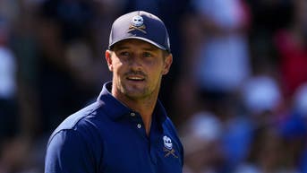 Bryson DeChambeau Hits Persimmon Wood At U.S. Amateur