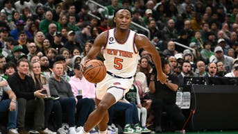 824e3b3a-New York Knicks v Boston Celtics