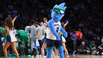Texas A&M-Corpus Christi v Alabama