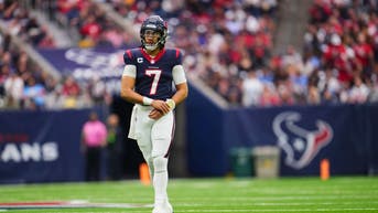 Tennessee Titans v Houston Texans
