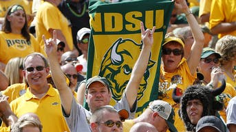 23072c99-North Dakota State v Iowa State