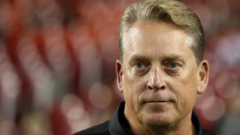 washington-commanders-defensive-coordinator-jack-del-rio