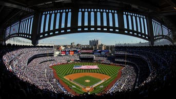 Cleveland Indians v New York Yankees