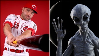 7a076a8a-Jjoey-Votto-ALiens