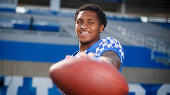 LEX_210806UKFootballMediaDayas_41