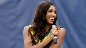 fcc06428-Maria Taylor