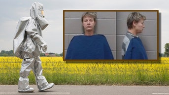 Texas Woman Delivers Poo in Haz,at Suit