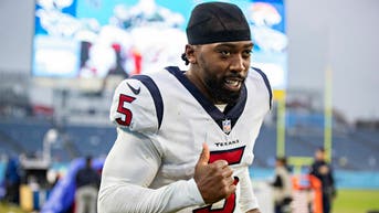 5cc8fd3a-Houston Texans v Tennessee Titans