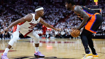 6df5c096-NBA: Playoffs-New York Knicks at Miami Heat