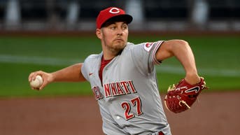 Pittsburgh Pirates  v Cincinnati Reds - Game Two