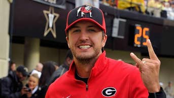 luke-bryan