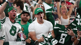 Megan Lucky U.S. Open Beer Chugger Jets Game