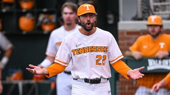 d3543718-COLLEGE BASEBALL: JUN 10 NCAA Super Regionals