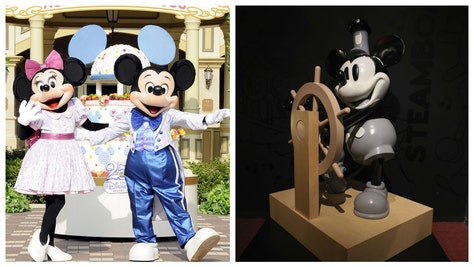 MICKEY MOUSE MINNIE MOUSE STEAMBOAT WILLIE