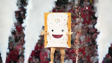 COLLEGE FOOTBALL: DEC 28 Pop-Tarts Bowl - NC State vs Kansas State