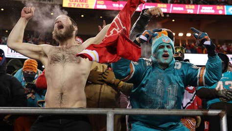 Fans Who Attended Dolphins - Chiefs Treated For Hypothermia