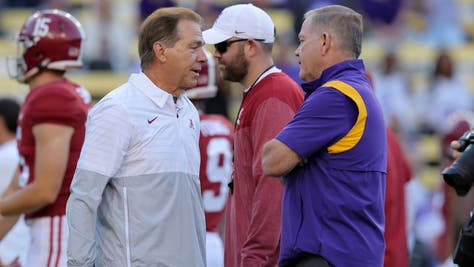 Alabama and LSU will face each other next weekend in monster college football game in Tuscaloosa.