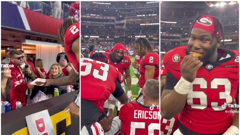 Georgia Players Eat Food From Fans During National Championship