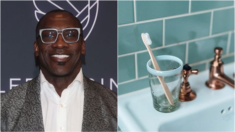 4417429c-shannon-sharpe-teeth