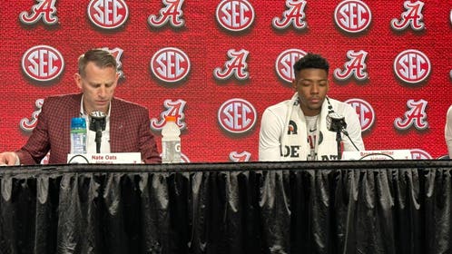 Alabama head coach Nate Oats and Brandon Miller