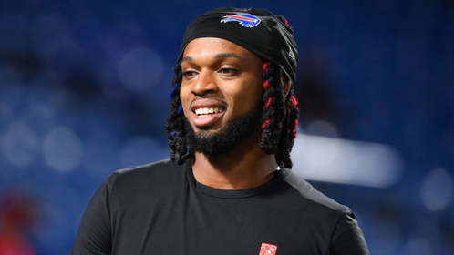 Damar Hamlin Launches Scholarship Program To Honor UC Medical Staff