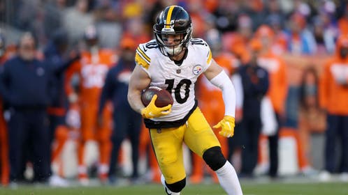 9d9a1f6d-Pittsburgh Steelers v Denver Broncos