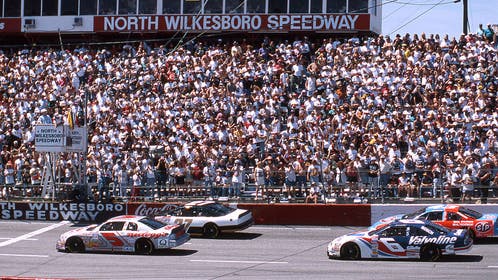 4135fff8-1996 First Union 400