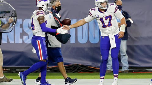 7d027e0e-Buffalo Bills v Tennessee Titans