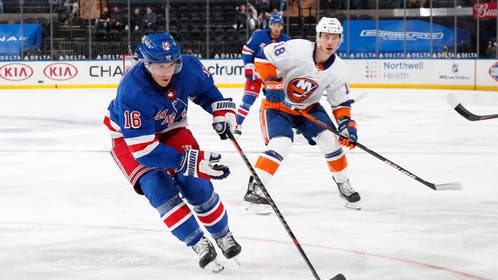 ed404e1b-New York Islanders v New York Rangers