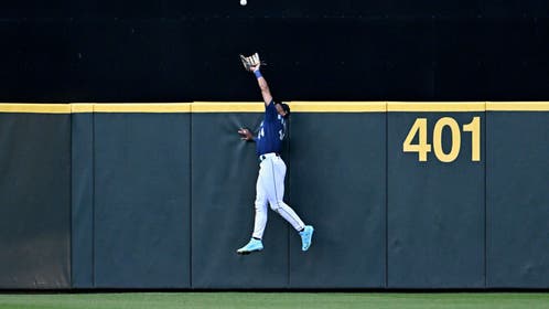 Julio Rodriguez Fools Everyone With Epic Home Run Robbery