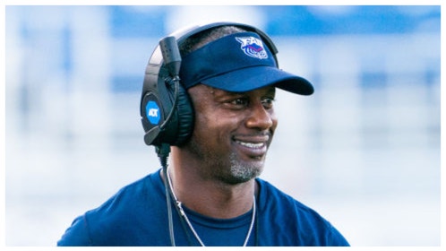 Football coach Willie Taggart owed very small buyout from FAU. (Credit: Getty Images)