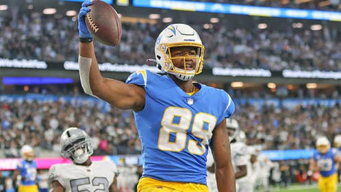 73c05b1d-donald-parham-chargers