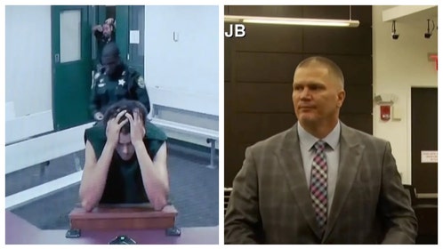 Jon Kitna appears at son's hearing.