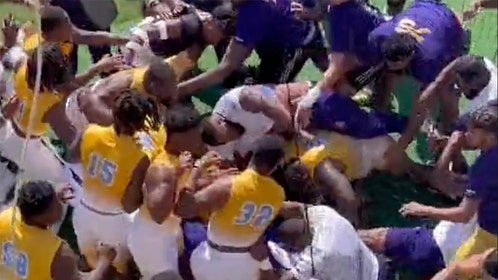 southern-prairie-view-am-football-fight-eric-dooley