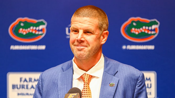 Florida Gators Coach Billy Napier Hoping Team Doesn't 'Splinter'