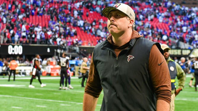 Falcons owner Arthur Smith intends to wait until the end of the season before making a Black Monday decision on Arthur Smith