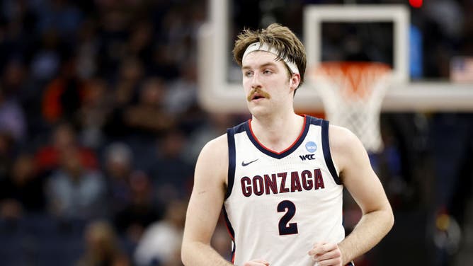 Gonzaga Bulldogs Drew Timme in action against the Arkansas Razorbacks during the first half in the Sweet Sixteen round game of the 2022 NCAA Men's Basketball Tournament at Chase Center in San Francisco.