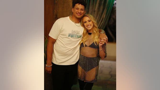 Patrick Mahomes' wife Brittany See-Through Outfit Las Vegas