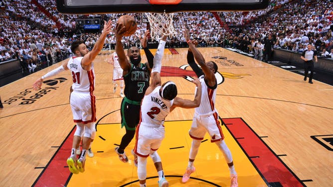 Celtics SF Jaylen Brown drives to the cup during Game 3 of the ECF vs. the Heat.