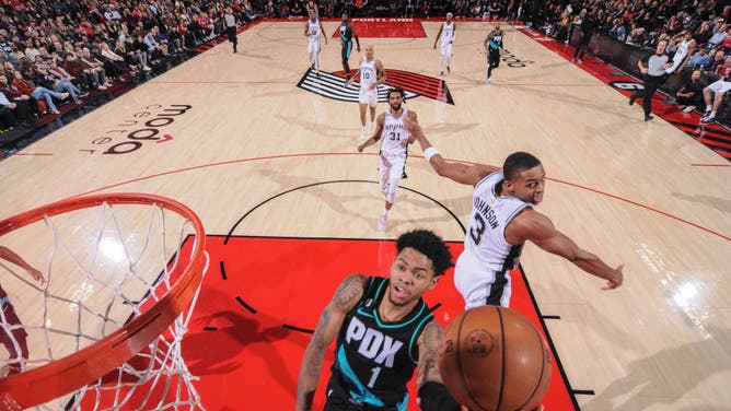 Portland Trail Blazers SG Anfernee Simons drives to the basket during the game against the San Antonio Spurs at the Moda Center Arena in Portland, Oregon.