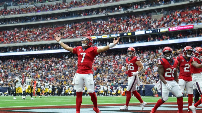 Texans QB C.J. Stroud celebrates after a TD vs. the Pittsburgh Steelers in NFL Week 4 at NRG Stadium in Houston.