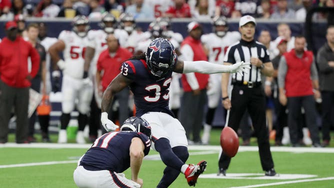 Dare Ogunbowale of the Houston Texans kicks a field goal in the fourth quarter against the Tampa Bay Buccaneers.