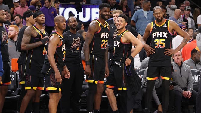 The Phoenix Suns react on the bench during the final moments of Game 2 of the Western Conference 1st-Round Playoffs vs. the LA Clippers at Footprint Center.