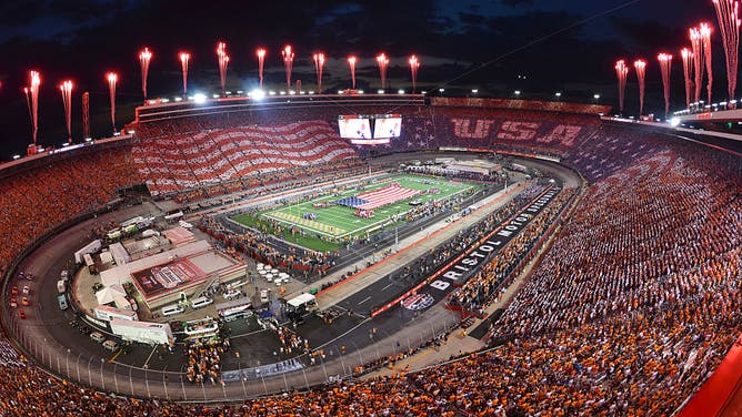 Could Florida-Georgia play at Daytona? Tennessee and Virginia Tech pulled off a racetrack game in 2016