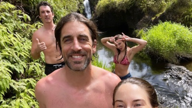 Aaron Rodgers Hawaii vacation