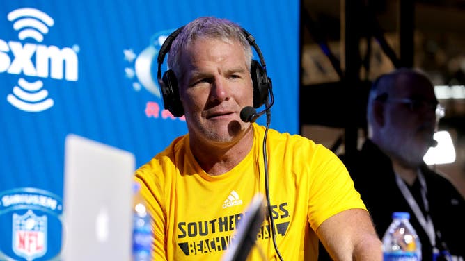 Brett Favre Says Packers Fans Need To R-E-L-A-X About Rodgers Situation